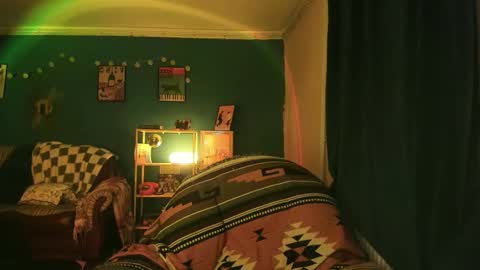 Snapshot of clancyosbourne chatting on September 29, 7:08 pm Clancy online show from September 29, 7:08 pm