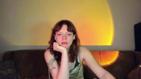 Snapshot of clancyosbourne chatting on December 28, 10:02 pm Clancy online show from December 28, 10:02 pm