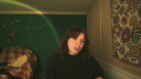 Snapshot of clancyosbourne chatting on February 14, 9:43 pm Clancy online show from February 14, 9:43 pm
