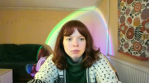 Snapshot of clancyosbourne chatting on February 4, 8:49 pm Clancy online show from February 4, 8:49 pm