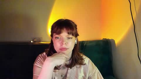 Snapshot of clancyosbourne chatting on December 17, 9:38 pm Clancy online show from December 17, 9:38 pm