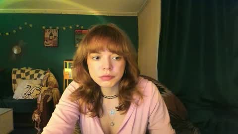 Snapshot of clancyosbourne chatting on October 14, 6:43 pm Clancy online show from October 14, 6:43 pm