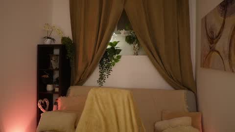 Snapshot of clara_smile chatting on September 27, 7:10 pm Clara smile online show from September 27, 7:10 pm