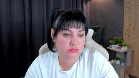 Clara online show from March 16, 5:44 am