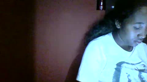 Clarah0123 online show from December 17, 7:40 pm