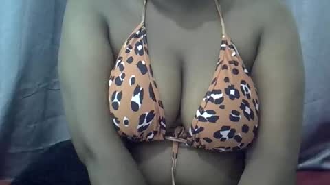 classy_zoey online show from November 17, 6:52 pm