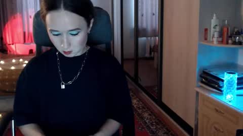 classyinna online show from December 23, 8:29 am