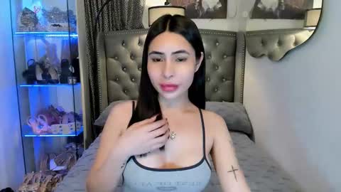 Naughty Claudia online show from October 15, 12:35 am
