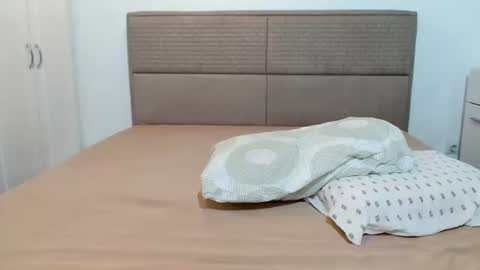 claudiacoxxx online show from September 19, 7:13 pm