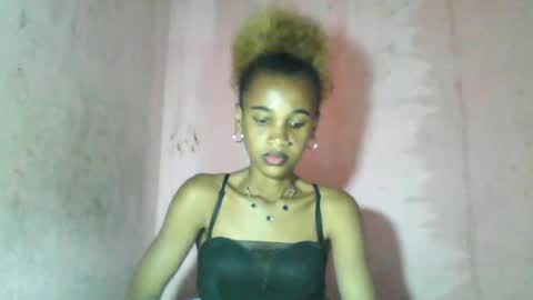 claudianne online show from July 1, 1:10 pm