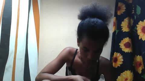 Snapshot of claudiannah chatting on October 16, 10:51 am claudianne online show from October 16, 10:51 am