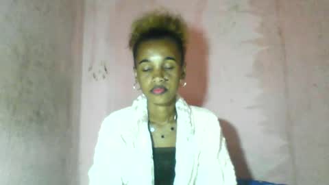 claudianne online show from June 25, 11:34 am