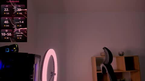 Cleo Adams online show from November 4, 4:39 am