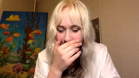Snapshot of clementinehollner chatting on October 17, 5:38 pm Jenny online show from October 17, 5:38 pm