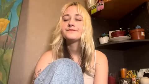 Snapshot of clementinehollner chatting on October 8, 7:07 pm Jenny online show from October 8, 7:07 pm