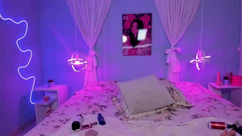 Cleo  online show from April 15, 3:56 pm