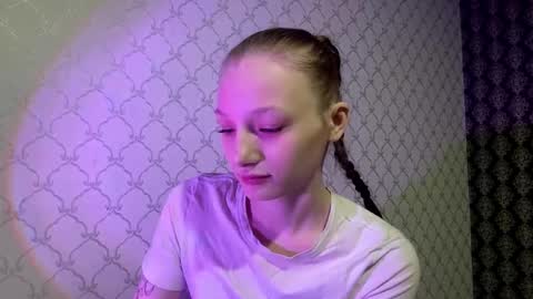 Cleo online show from March 13, 6:42 pm