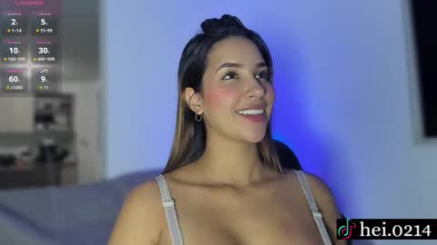 Heidy Lopez  online show from September 24, 1:59 am