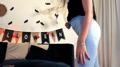 Snapshot of cloe_taylor__ chatting on October 18, 4:59 am CLOE online show from October 18, 4:59 am