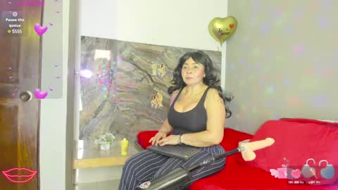 Snapshot of cloee_rabbyt chatting on February 7, 11:45 am CLOE online show from February 7, 11:45 am