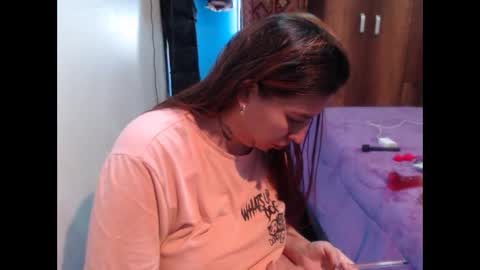 cloepregnant25 online show from February 20, 6:31 pm