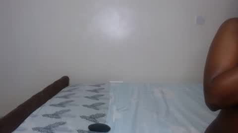 cocoa_devine online show from March 28, 11:21 am