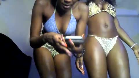 Snapshot of cocolatti1 chatting on September 11, 9:37 pm coco online show from September 11, 9:37 pm