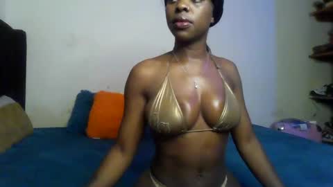 Snapshot of cocolatti1 chatting on September 18, 3:27 am coco online show from September 18, 3:27 am