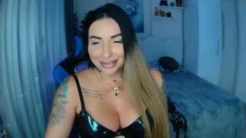 Ur goddess Nikki online show from July 27, 11:40 am