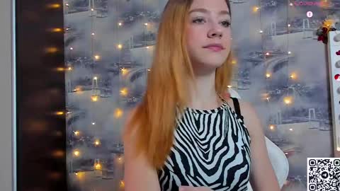 Snapshot of cold_waterfall chatting on March 4, 3:22 am Criss online show from March 4, 3:22 am