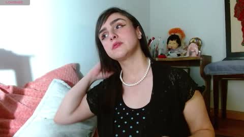 Collette online show from November 13, 4:33 am