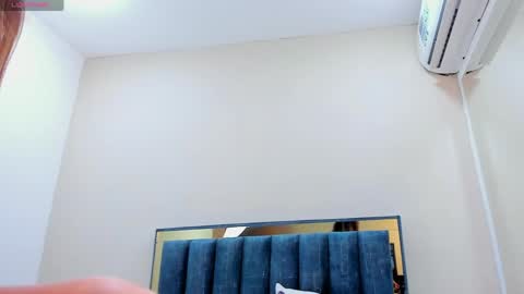 valentina online show from April 18, 7:07 pm