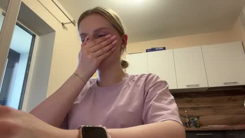 Kate online show from July 20, 3:14 pm