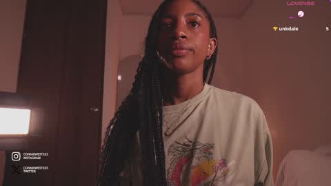 Snapshot of connie_west0 chatting on December 23, 8:03 pm   independent model online show from December 23, 8:03 pm