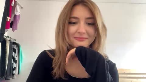 Amelia online show from March 1, 12:38 pm