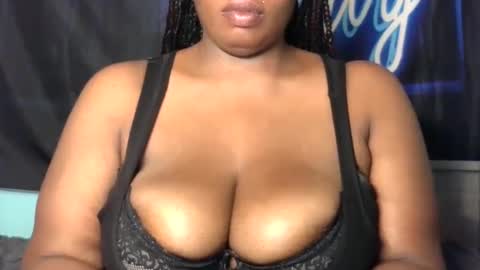 Cookie1019 online show from February 12, 5:26 am