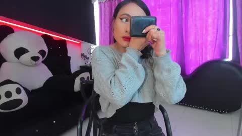 Snapshot of coral_gibson chatting on September 9, 1:33 pm Coral online show from September 9, 1:33 pm