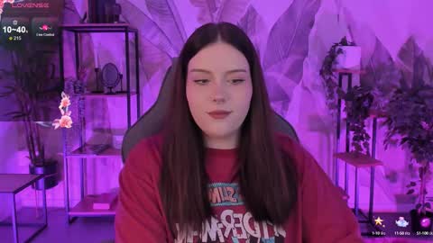 Snapshot of coralinekeyns chatting on October 10, 5:23 am little girl who is always right or Coraline online show from October 10, 5:23 am