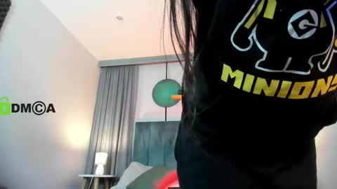 Snapshot of coralinericce_ chatting on September 23, 9:35 pm Coral Stefani online show from September 23, 9:35 pm