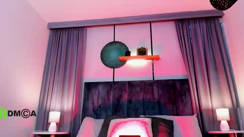 Snapshot of coralinericce_ chatting on September 9, 10:20 pm Coral Stefani online show from September 9, 10:20 pm