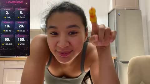 Snapshot of cosmo_pussy chatting on September 17, 6:28 pm Lina online show from September 17, 6:28 pm