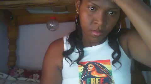 couleur_vanille online show from December 28, 5:44 am