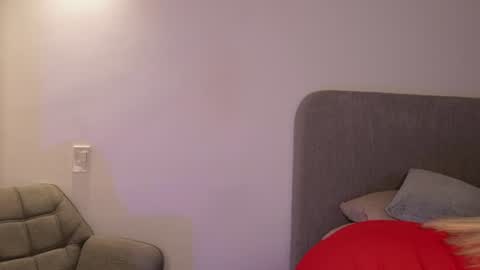Kay online show from July 6, 11:37 am