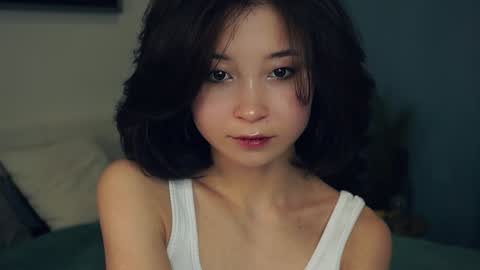 Yui online show from February 1, 7:36 am