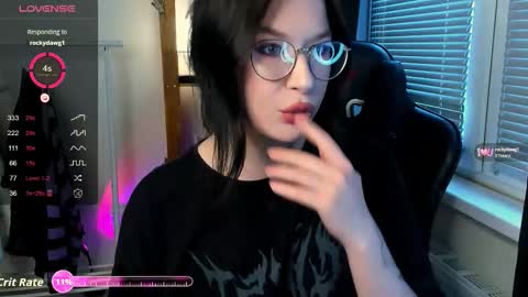 Snapshot of coy_amina_ chatting on September 20, 2:15 pm Lilith online show from September 20, 2:15 pm