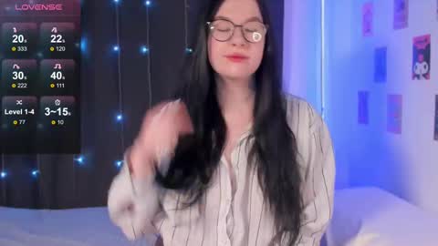 Snapshot of coy_amina_ chatting on February 21, 5:13 am Lilith online show from February 21, 5:13 am
