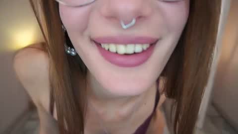 cozymell online show from July 27, 1:52 pm