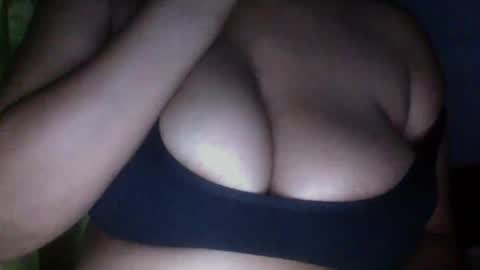 CreamyCocoBabe online show from February 6, 12:15 pm