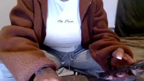 Snapshot of creamyexotica chatting on February 17, 1:04 am CreamyExotica online show from February 17, 1:04 am