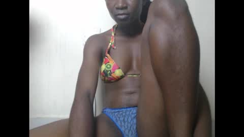 Snapshot of creamyxsugar chatting on September 15, 10:17 pm creamyxsugar online show from September 15, 10:17 pm